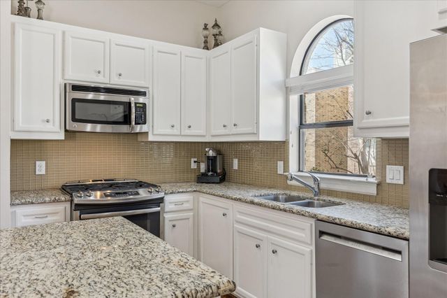 3643 Main Plaza Drive, Houston, TX 77025