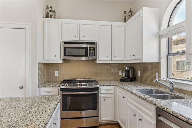 3643 Main Plaza Drive, Houston, TX 77025