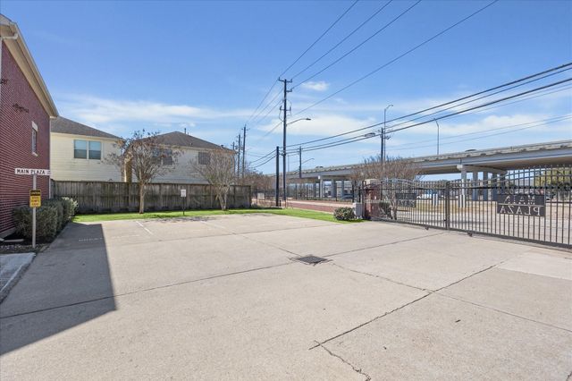 3643 Main Plaza Drive, Houston, TX 77025