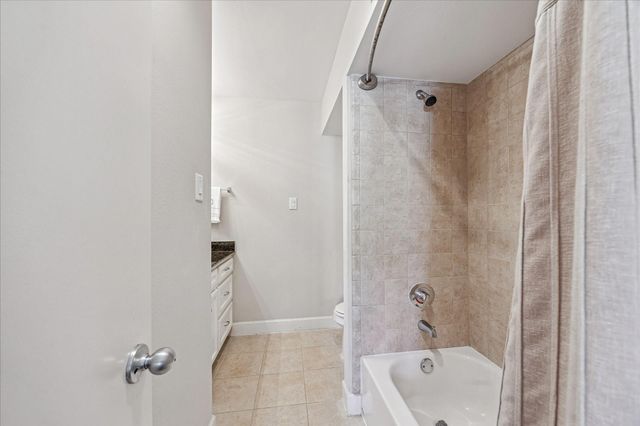 3643 Main Plaza Drive, Houston, TX 77025