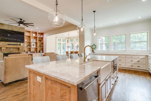 115 Lantana Court, Poolville, TX 76487