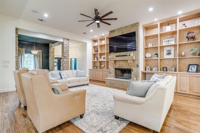 115 Lantana Court, Poolville, TX 76487