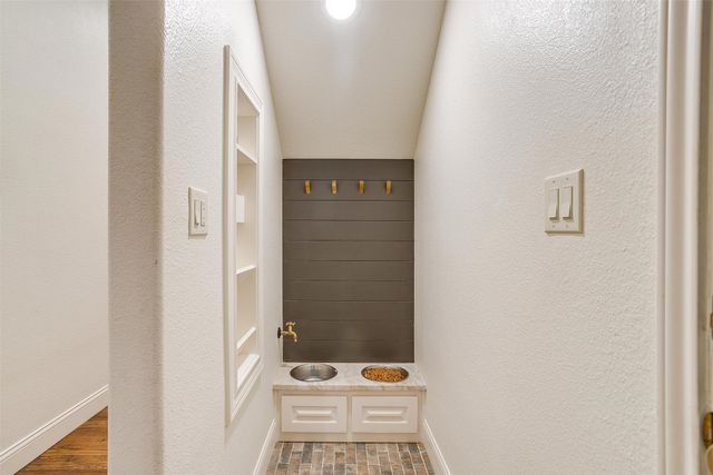 115 Lantana Court, Poolville, TX 76487