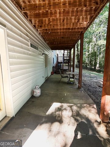 1609 White Oak Drive, Winder, GA 30680