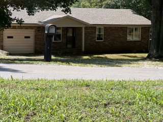 929 Kathleen Dr, Pulaski, TN 38478