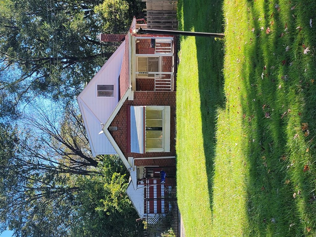 5220 University Place, Detroit, MI 48224