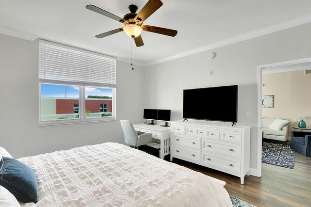 804 E Windward Way, Lantana, FL 33462
