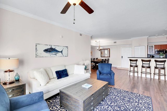 804 E Windward Way, Lantana, FL 33462