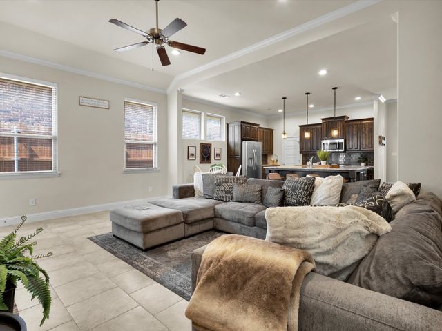 5933 Dunnlevy Drive, Fort Worth, TX 76179