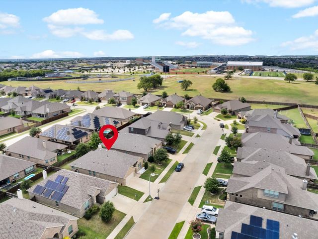 5933 Dunnlevy Drive, Fort Worth, TX 76179