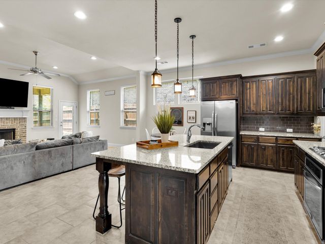 5933 Dunnlevy Drive, Fort Worth, TX 76179