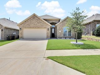 5933 Dunnlevy Drive, Fort Worth, TX 76179