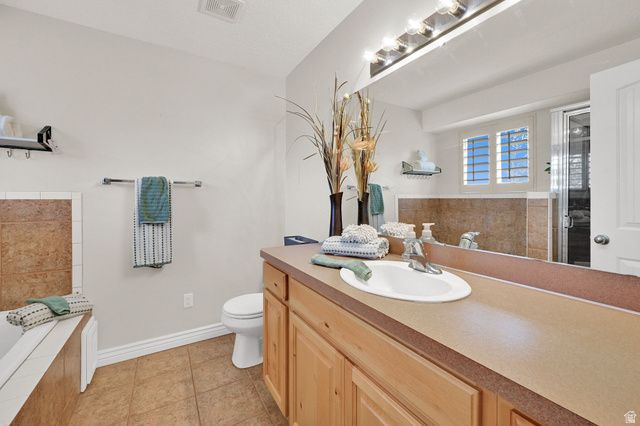 3439 W 2400 S, Syracuse, UT 84075