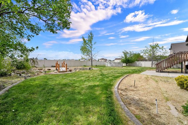 3439 W 2400 S, Syracuse, UT 84075
