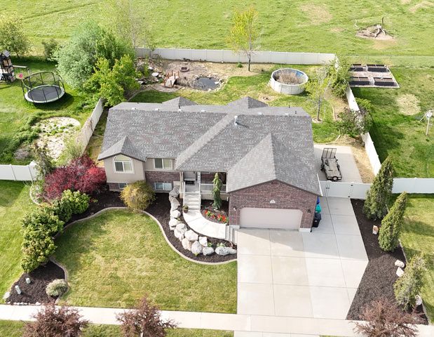 3439 W 2400 S, Syracuse, UT 84075