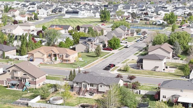 3439 W 2400 S, Syracuse, UT 84075
