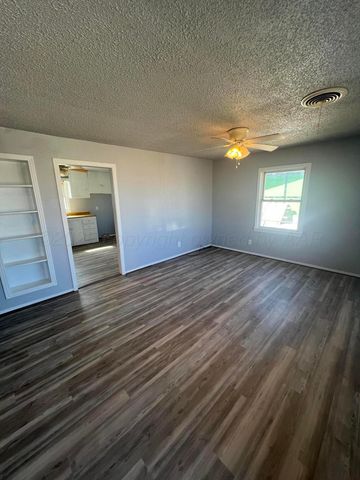 1635 NW 20TH Avenue, Amarillo, TX 79107