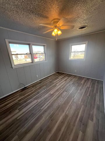 1635 NW 20TH Avenue, Amarillo, TX 79107