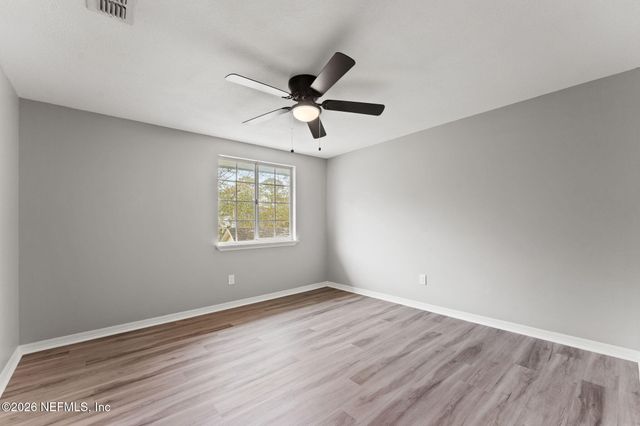 8190 LOCH LOMOND Lane, Jacksonville, FL 32244