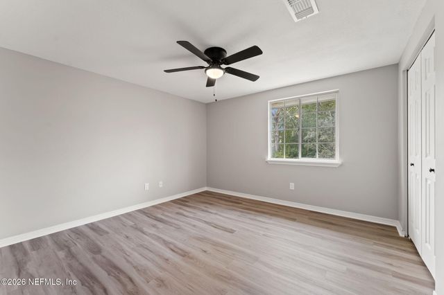 8190 LOCH LOMOND Lane, Jacksonville, FL 32244