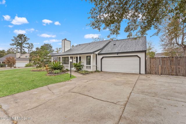 8190 LOCH LOMOND Lane, Jacksonville, FL 32244