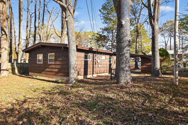 15 Hanover Dr Drive, Little Rock, AR 72209