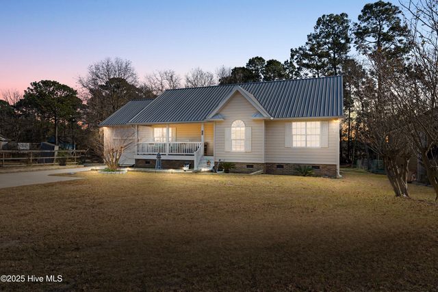 285 Riverside Drive SW, Supply, NC 28462