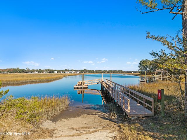 285 Riverside Drive SW, Supply, NC 28462