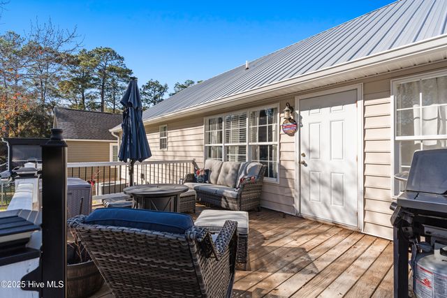 285 Riverside Drive SW, Supply, NC 28462