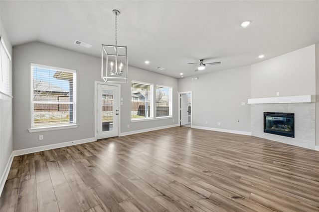 1620 Mcdougall Creek, Van Alstyne, TX 75495