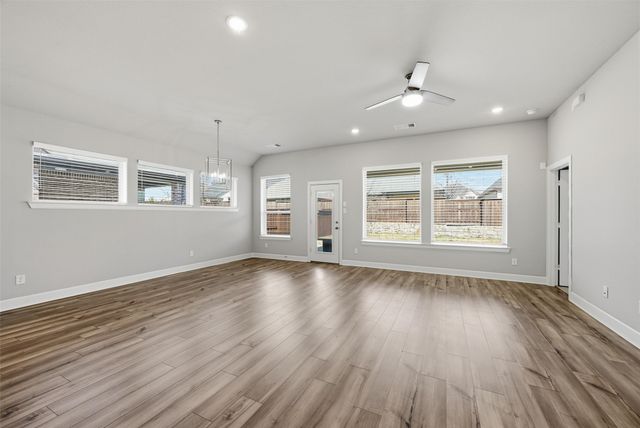 1620 Mcdougall Creek, Van Alstyne, TX 75495