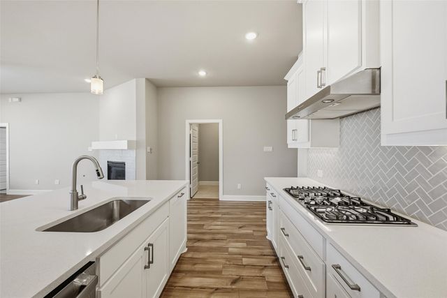 1620 Mcdougall Creek, Van Alstyne, TX 75495