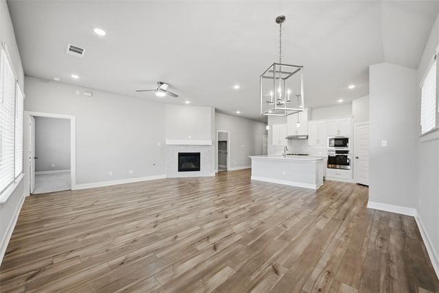 1620 Mcdougall Creek, Van Alstyne, TX 75495