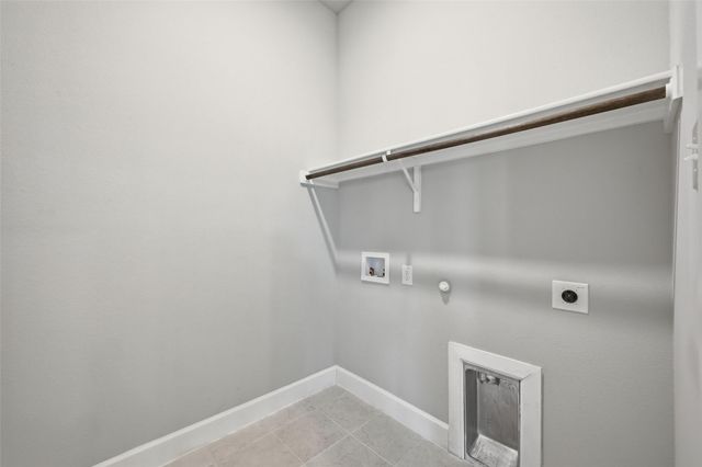 1620 Mcdougall Creek, Van Alstyne, TX 75495