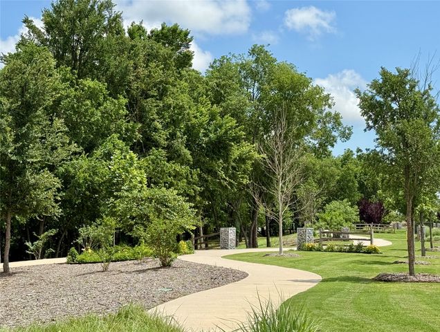 1620 Mcdougall Creek, Van Alstyne, TX 75495