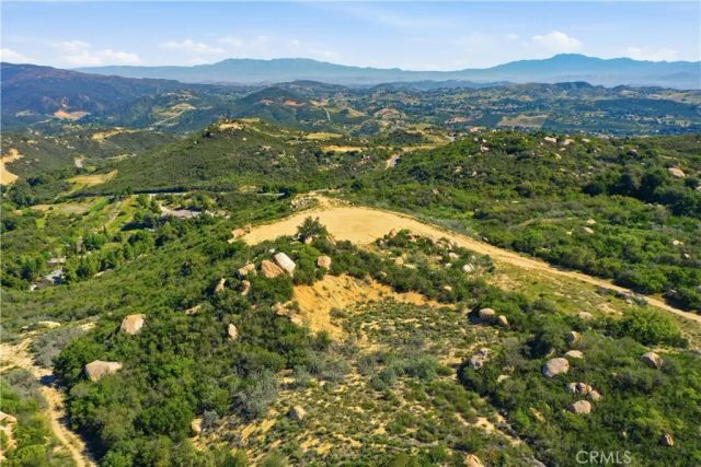 41591 Corte Vista Gusta, Murrieta, CA 92562