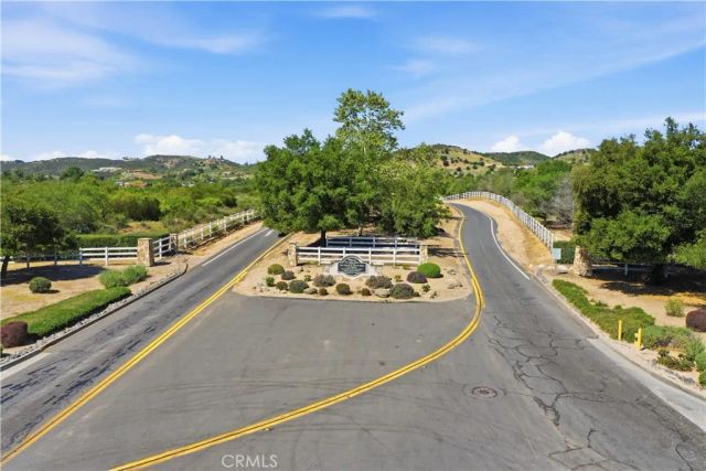 41591 Corte Vista Gusta, Murrieta, CA 92562