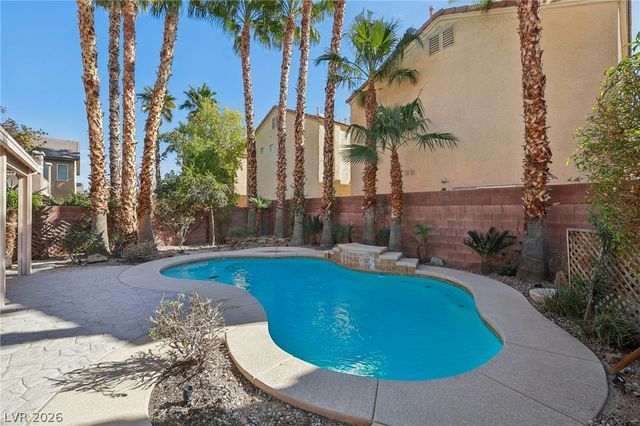 9983 Willowbrook Pond Road, Las Vegas, NV 89148