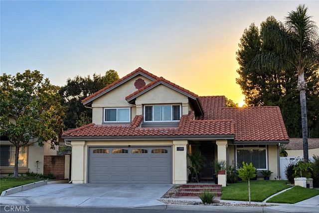 2400 Pepperwood, Corona, CA 92882