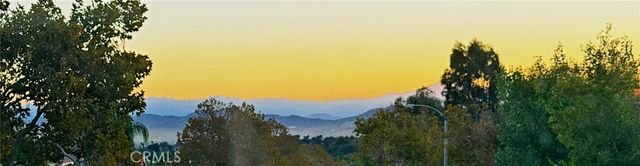 2400 Pepperwood, Corona, CA 92882