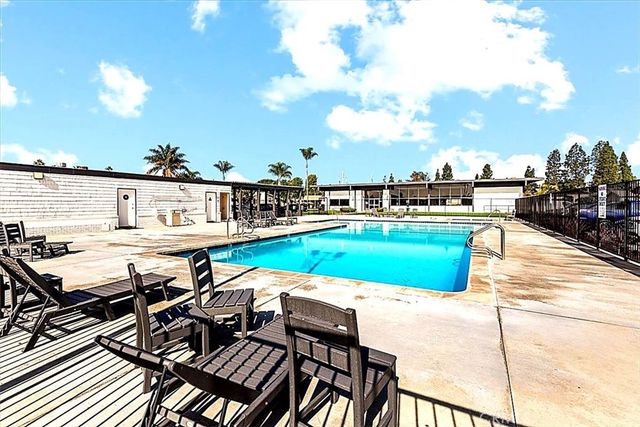 9080 Bloomfield 231, Cypress, CA 90630