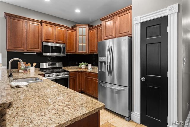 2815 Arsenal Street, St Louis, MO 63118