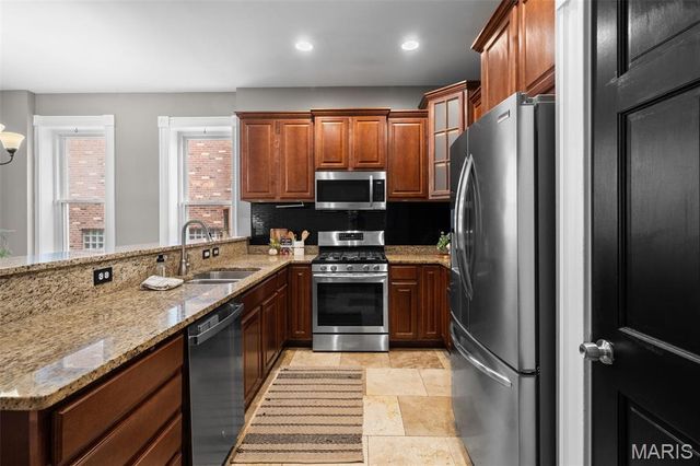 2815 Arsenal Street, St Louis, MO 63118