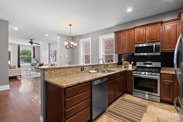 2815 Arsenal Street, St Louis, MO 63118