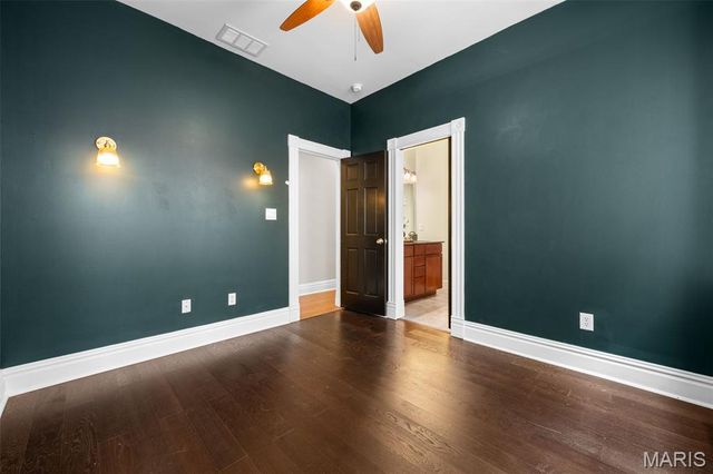 2815 Arsenal Street, St Louis, MO 63118