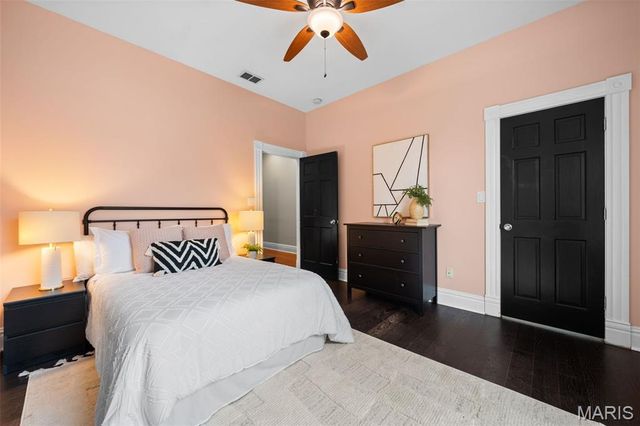 2815 Arsenal Street, St Louis, MO 63118