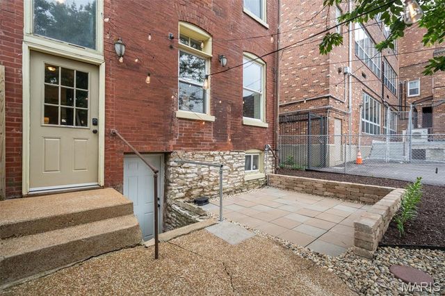 2815 Arsenal Street, St Louis, MO 63118