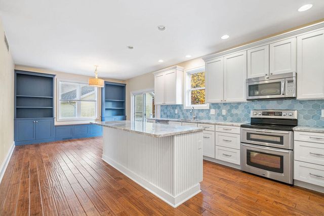 05375 Parkview Lane, South Haven, MI 49090