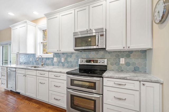 05375 Parkview Lane, South Haven, MI 49090