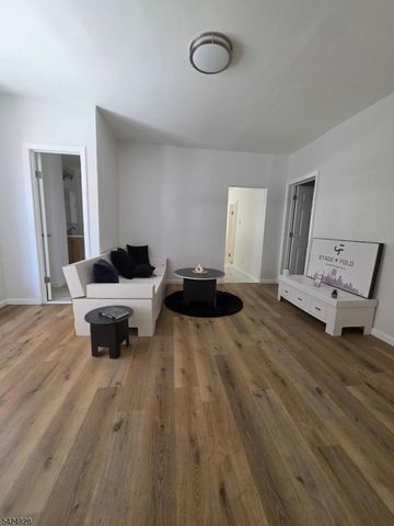 91 Belmont Ave 2, Jersey City, NJ 07304